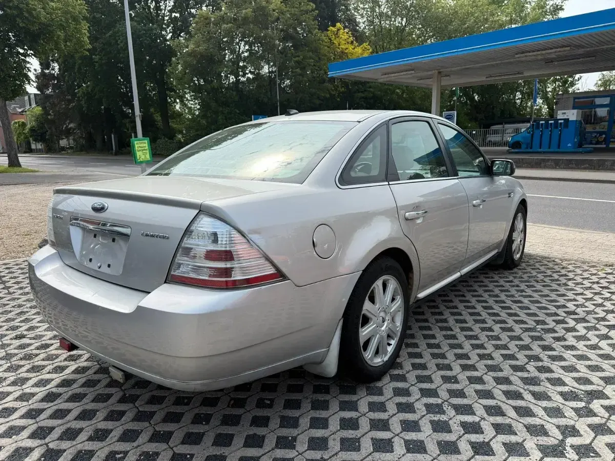 Gebraucht Ford Taurus 266 PS (195 kW) 2008 Silber Limousine