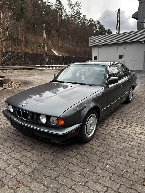 Second-hand BMW 525 193 CP (141 kW) 1990 Gri Berlinǎ