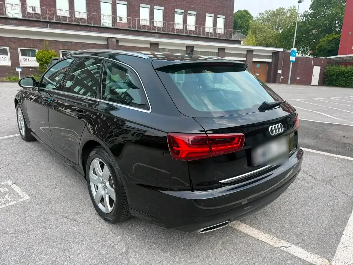 Gebraucht Audi A6 190 PS (139 kW) 2015 Schwarz Kombi
