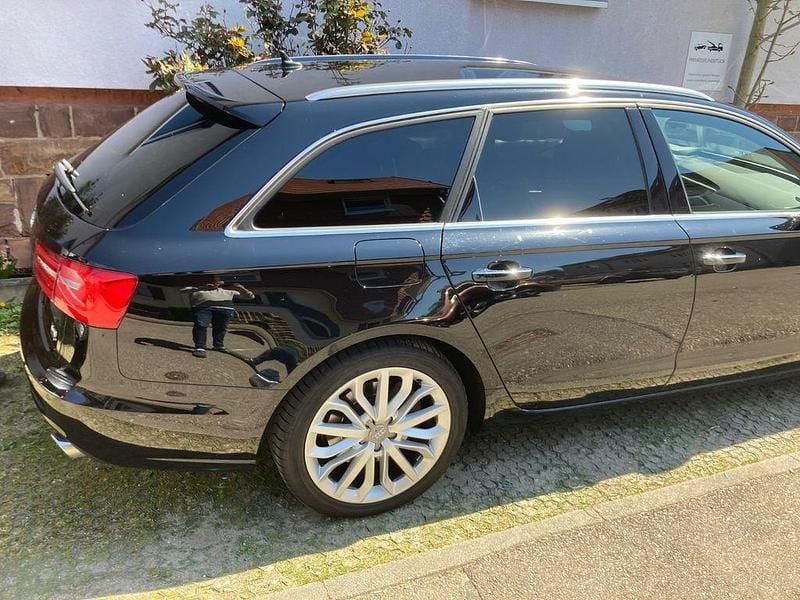 Schwarz Gebraucht 2014 Audi A6 Sport Kombi | 15.800 € (Guter Preis) - Bild 1/4