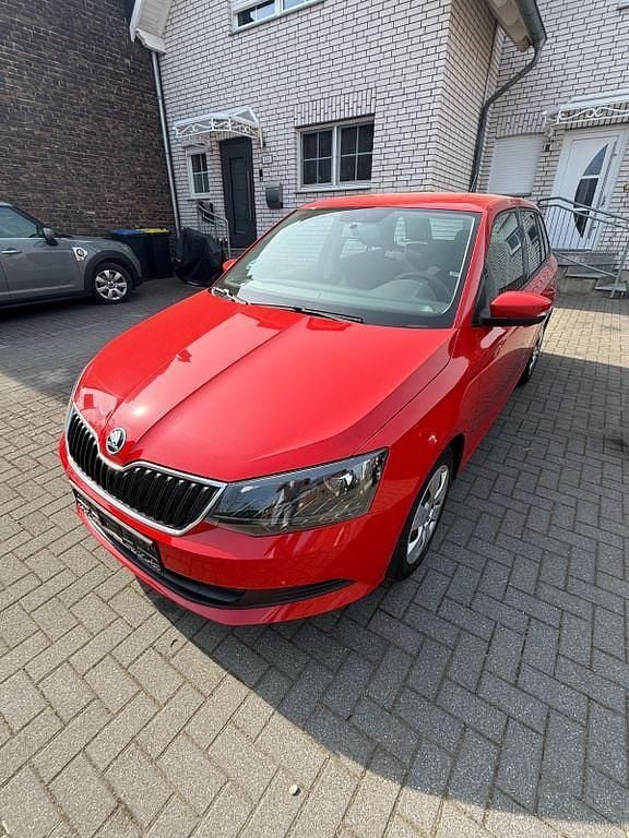 Gebraucht Skoda Fabia Ambition 110 PS (80 kW) 2017 Rot Kombi