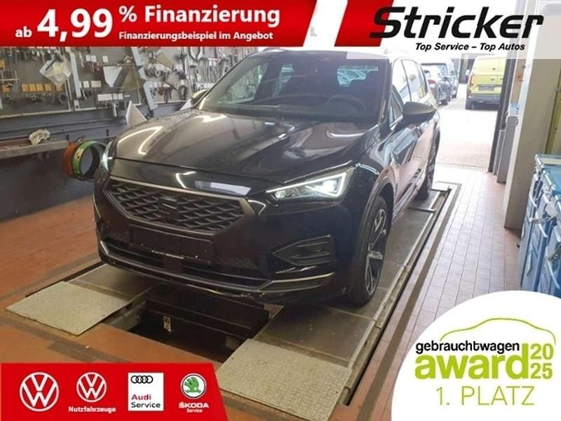 Deep schwarz perleffekt (metallic) Gebraucht 2022 Seat Tarraco 4Drive SUV | 34.949 € (Fairer Preis) - Bild 1/3