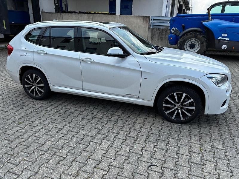 Weiß Gebraucht 2015 BMW X1 Shadowline SUV | 5.800 € (Superpreis) - Bild 1/4
