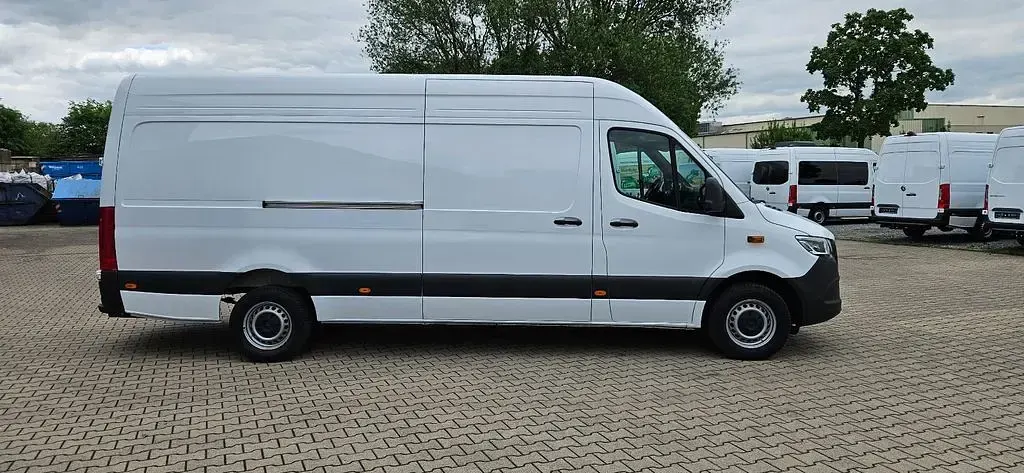 Occasion Mercedes Sprinter 170 ch (125 kW) 2024 Blanc Van