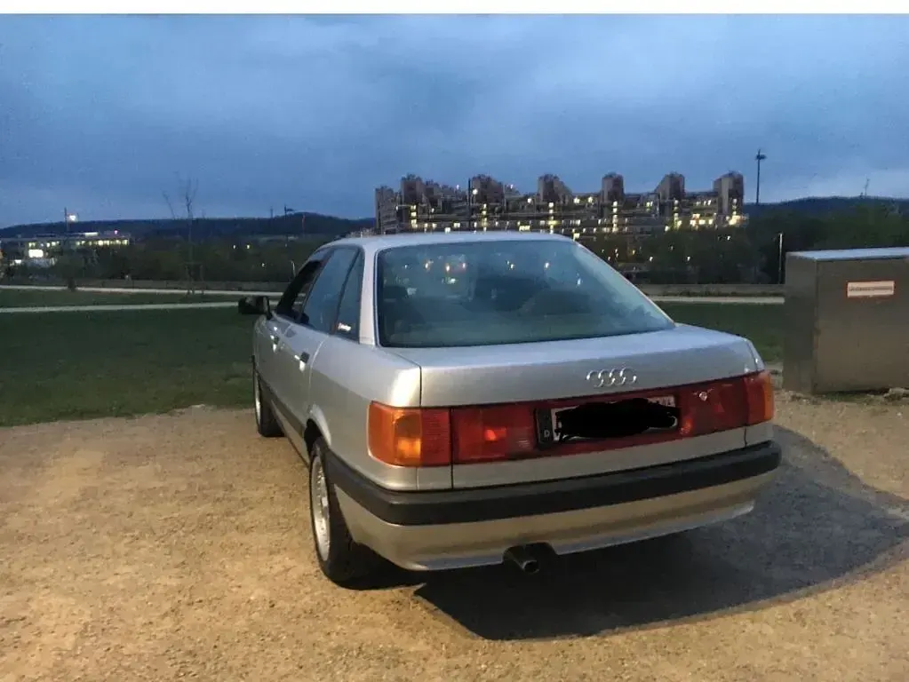 Gebraucht Audi 80 101 PS (74 kW) 1991 Silber Limousine