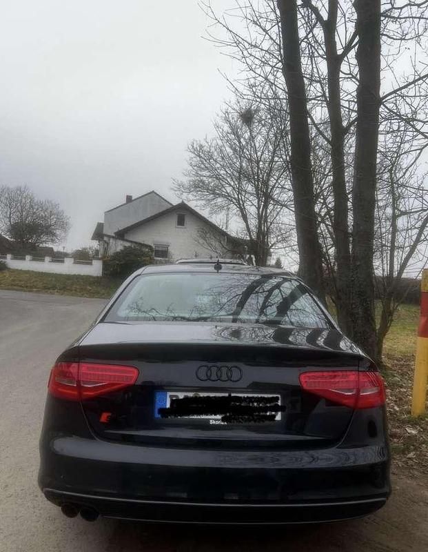 Gebraucht Audi A4 Ambiente 224 PS (164 kW) 2014 Limousine