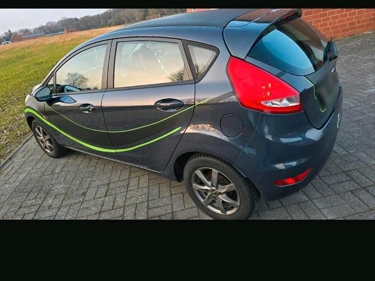 Gebraucht Ford Fiesta 82 PS (60 kW) 2011 Kleinwagen