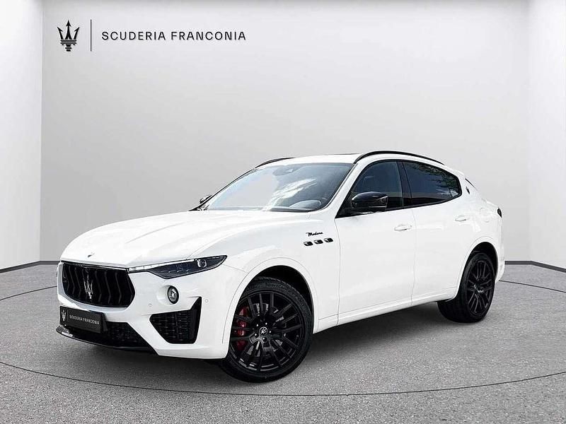 Weiß Gebraucht 2025 Maserati Levante SUV | 109.900 € - Bild 1/4