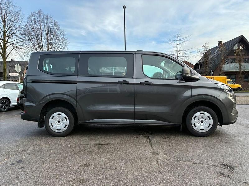 Gebraucht Ford Transit Custom 136 PS (100 kW) 2025 Grau Kombi