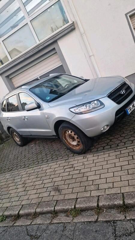 Silber Gebraucht 2007 Hyundai Santa Fe SUV | 3.990 € (Fairer Preis) - Bild 1/4