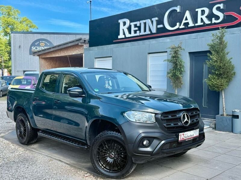 Grün Gebraucht 2018 Mercedes X250 Abholung | 19.990 € - Bild 1/4