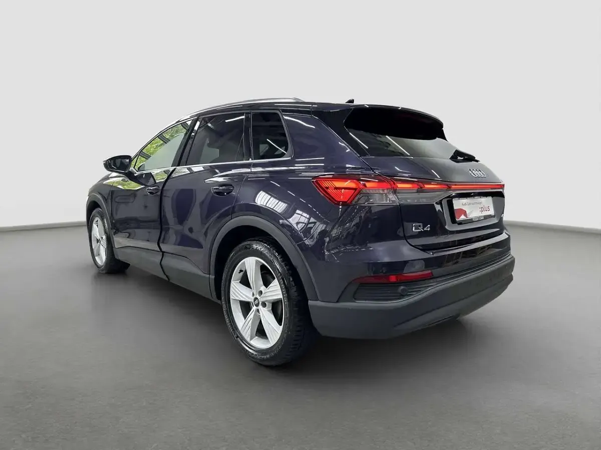 Gebraucht Audi Q4 e-tron Ambiente 150 kW (204 PS) 2022 Violet SUV