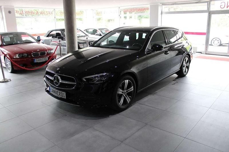Schwarz Gebraucht 2024 Mercedes C200 Advantage Kombi | 29.990 € (Superpreis) - Bild 1/4