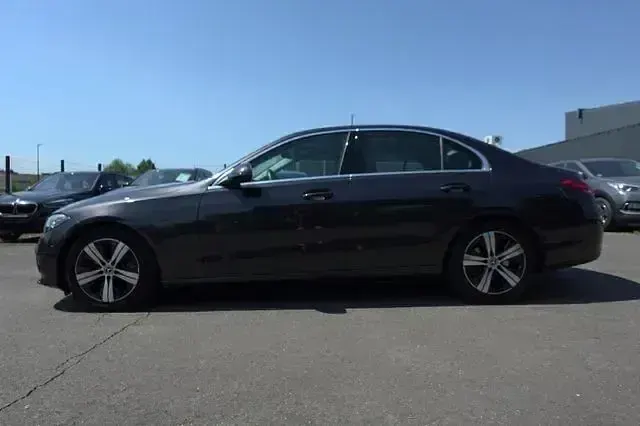 Gebraucht Mercedes C300 258 PS (189 kW) 2023 Grau Limousine