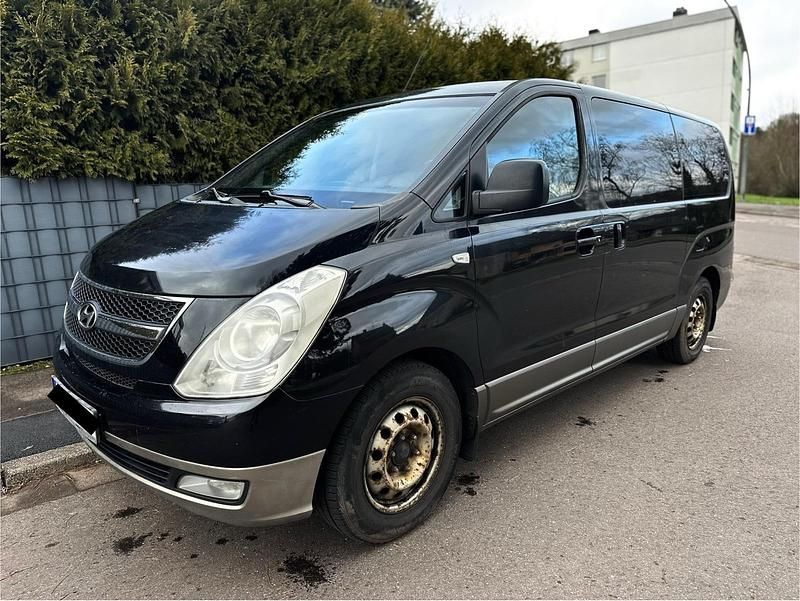 Gebraucht Hyundai H-1 170 PS (125 kW) 2008 Schwarz Van / Kleinbus