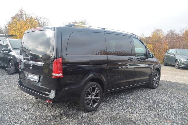 Gebraucht Mercedes V250 Edition 190 PS (139 kW) 2017 Schwarz Van / Kleinbus