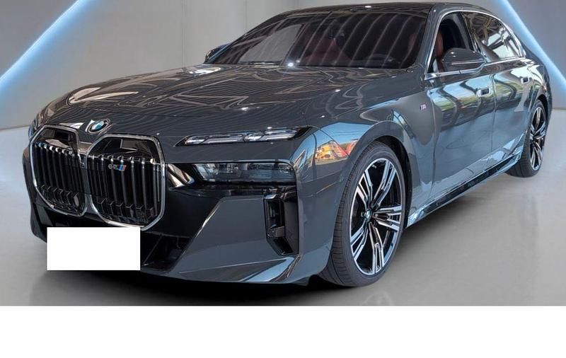 Grau Neu 2025 BMW 740 M Sport Limousine | 143.000 € - Bild 1/4