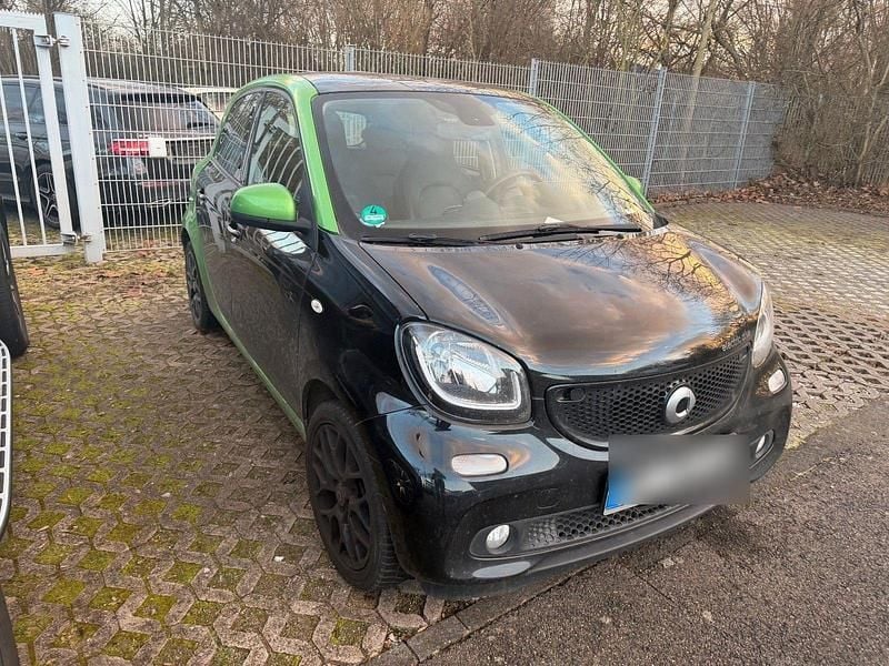 Schwarz Gebraucht 2017 Smart ForFour Electric Drive Kleinwagen | 7.490 € (Fairer Preis) - Bild 1/4