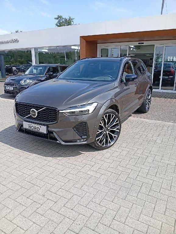 Grau Gebraucht 2022 Volvo XC60 R-Design SUV | 31.950 € - Bild 1/4