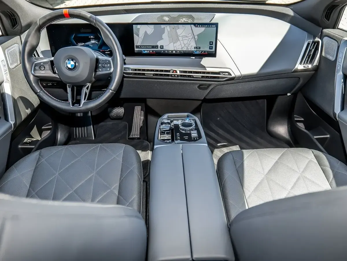 Gebraucht BMW iX M Sport 397 kW (540 PS) 2024 Mineralweiss SUV