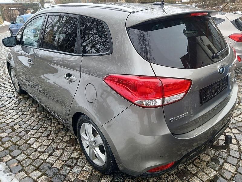 Gebraucht Kia Carens 136 PS (100 kW) 2014 Grau Van / Kleinbus