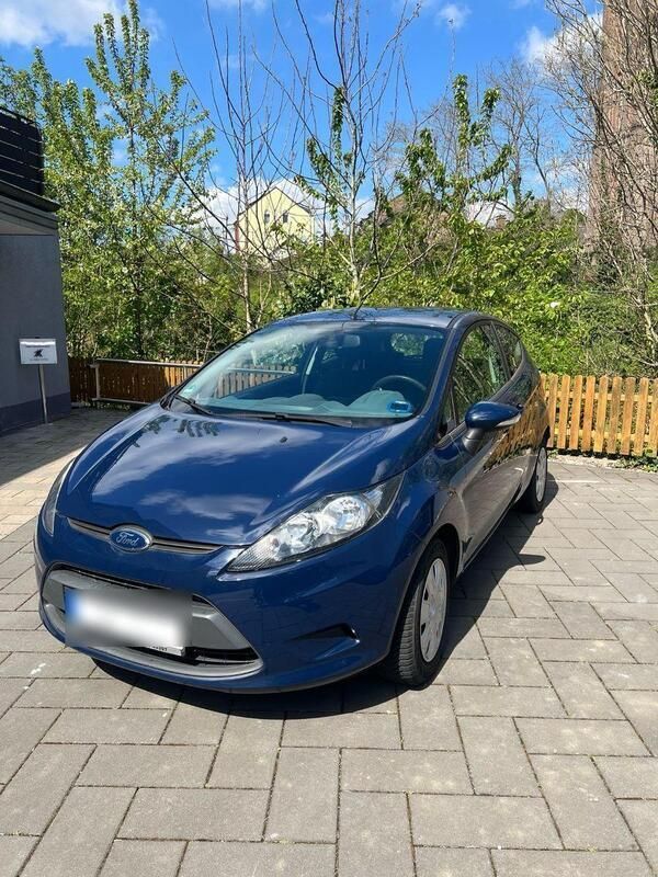 Blau Gebraucht 2011 Ford Fiesta Trend Kleinwagen | 3.699 € (Guter Preis) - Bild 1/4