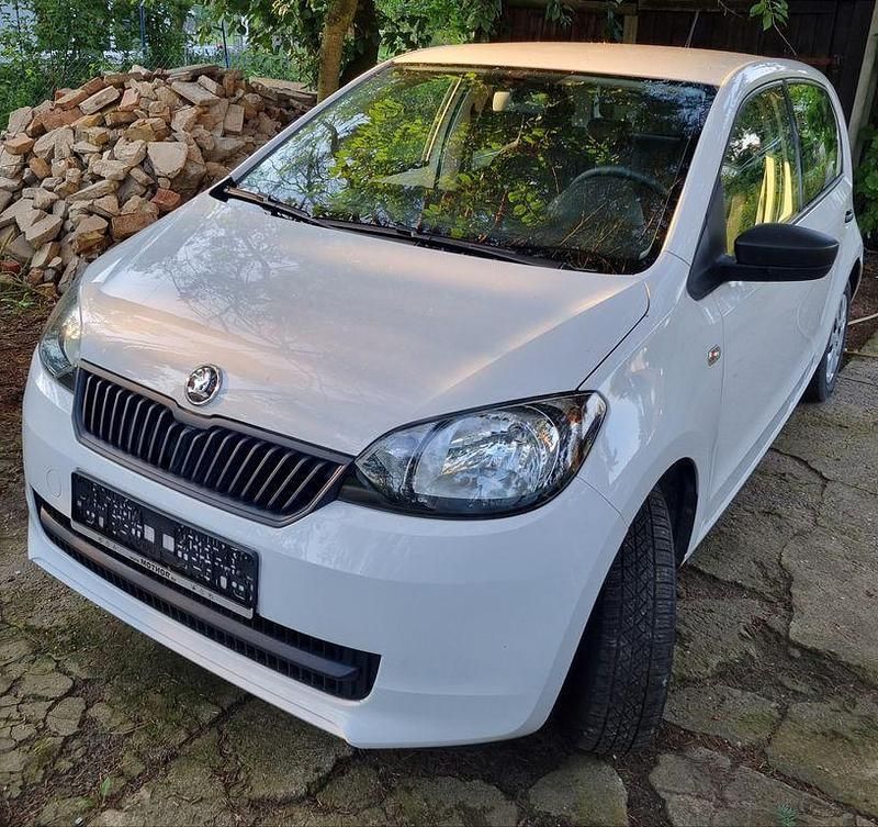 Weiß Gebraucht 2016 Skoda Citigo Cool Edition Kleinwagen | 4.000 € (Guter Preis) - Bild 1/4
