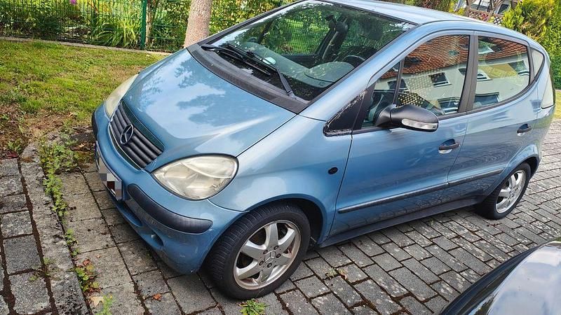 Blau Gebraucht 2003 Mercedes A140 Classic Van / Kleinbus | 750 € (Superpreis) - Bild 1/4