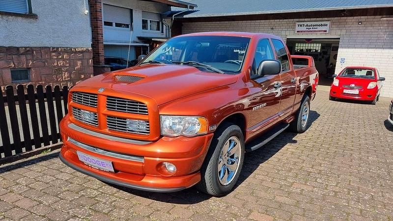 Second-hand Dodge Ram 349 CP (256 kW) 2005 Portocaliu Pickup
