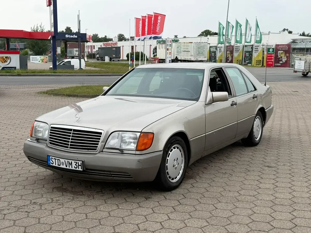 Gebraucht Mercedes 300 231 PS (169 kW) 1992 Gold Limousine