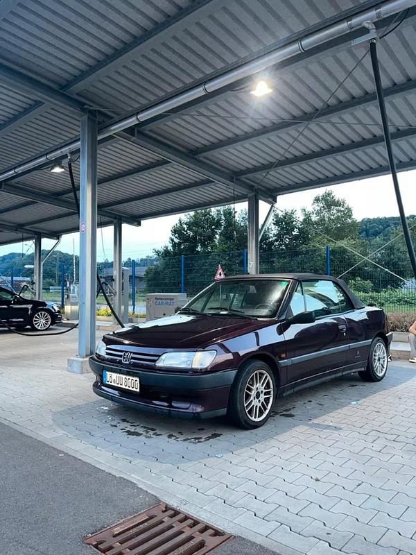 Rot Gebraucht 1996 Peugeot 306 Cabriolet Cabrio | 3.000 € (Fairer Preis) - Bild 1/4