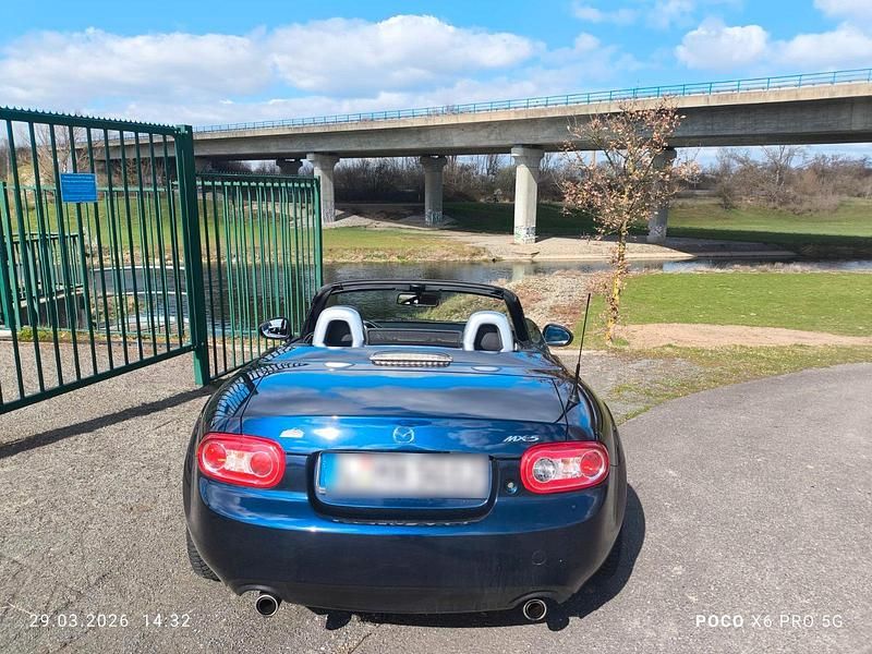 Gebraucht Mazda MX5 126 PS (92 kW) 2013 Blau Cabrio