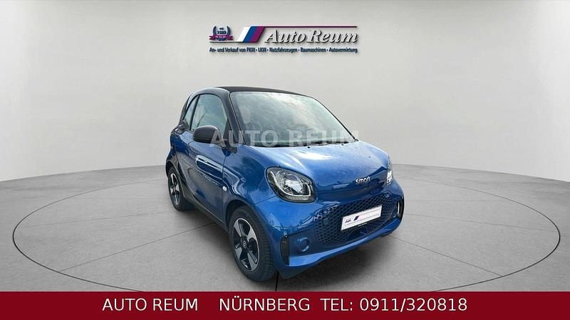 Gebraucht Smart ForTwo Coupé 60 kW (82 PS) 2021 Schwarz Kleinwagen