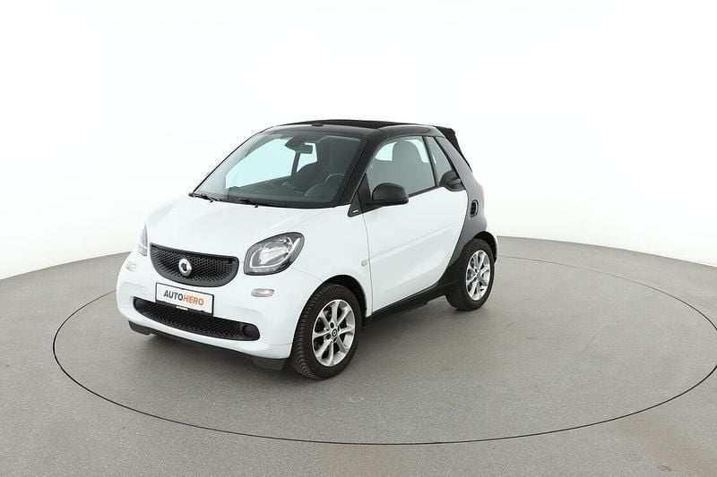 Weiß Gebraucht 2019 Smart ForTwo Coupé Passion Kleinwagen | 13.910 € (Fairer Preis) - Bild 1/3