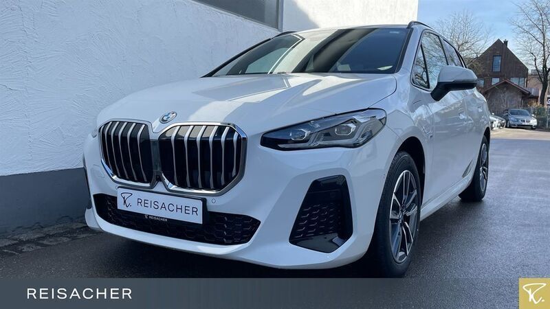 Weiß Neu 2025 BMW 225 Active Tourer Performance Van / Kleinbus | 45.999 € (Guter Preis) - Bild 1/4
