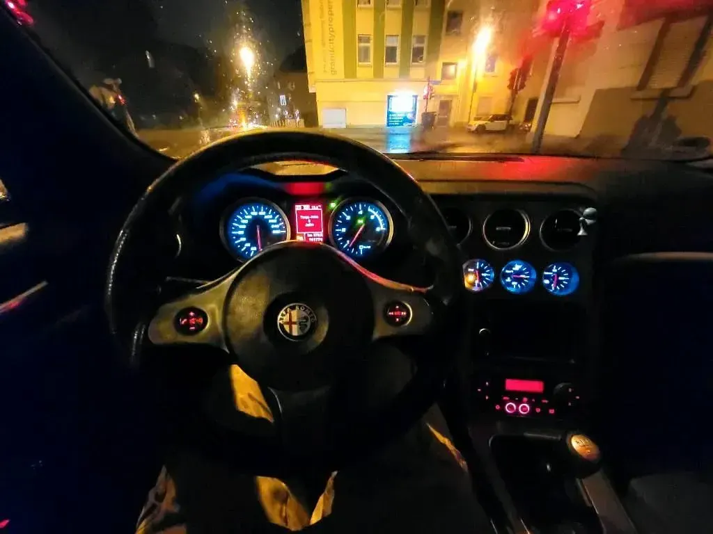 Second-hand Alfa Romeo 159 Ti 150 CP (110 kW) 2009 Gri Break