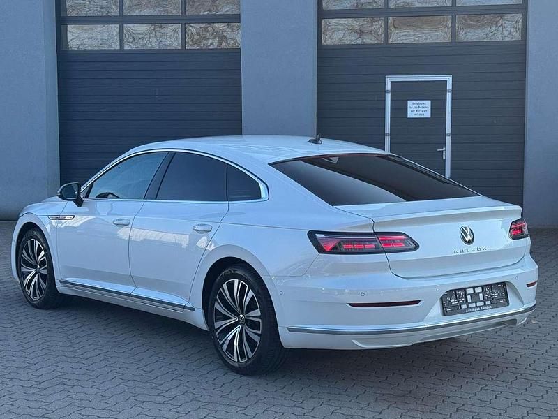 Gebraucht VW Arteon Elegance 150 PS (110 kW) 2022 Weiß Limousine