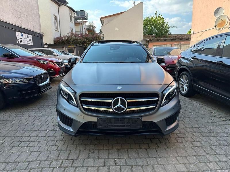 Gebraucht Mercedes GLA250 AMG 211 PS (155 kW) 2016 Schwarz SUV