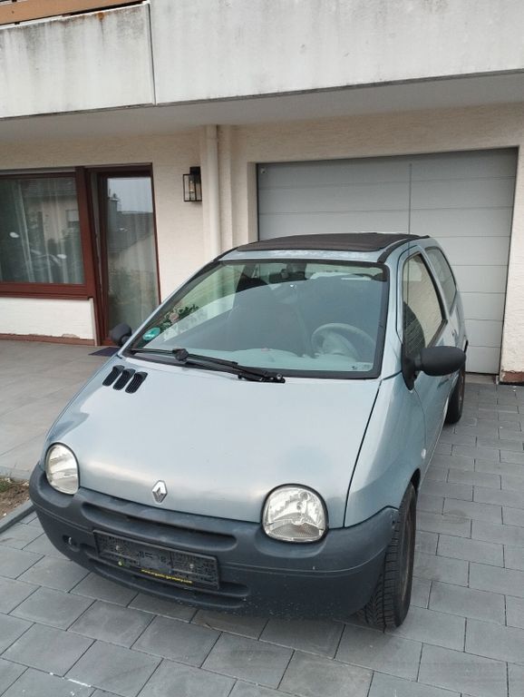 Grau Gebraucht 2004 Renault Twingo Authentique Kleinwagen | 599 € - Bild 1/4