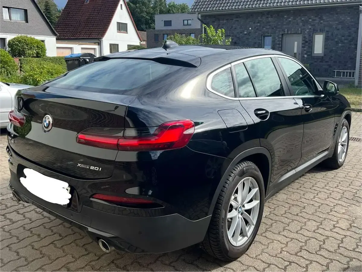 Gebraucht BMW X4 Advantage 184 PS (135 kW) 2020 Schwarz SUV
