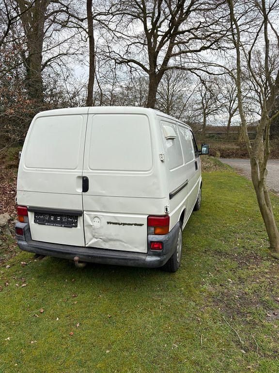 Gebraucht VW T4 68 PS (50 kW) 2001 Weiß Van