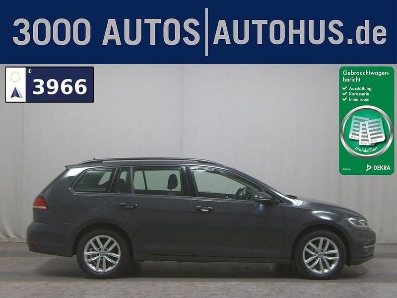 Grau Gebraucht 2020 VW Golf VII Comfortline Kombi | 12.480 € (Guter Preis) - Bild 1/4