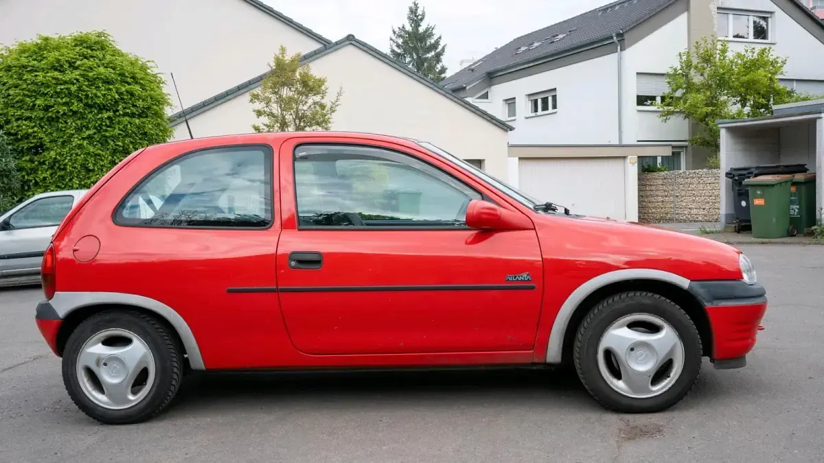 Gebraucht Opel Corsa 60 PS (44 kW) 1997 Rot Kleinwagen