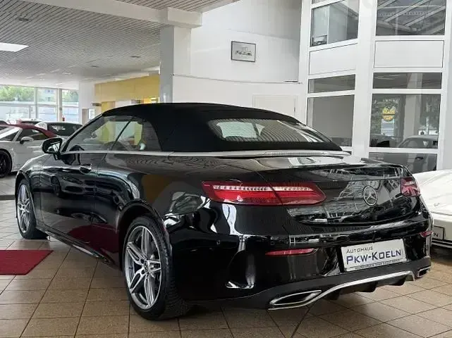 Gebraucht Mercedes E400 AMG line 340 PS (250 kW) 2019 Schwarz Cabrio