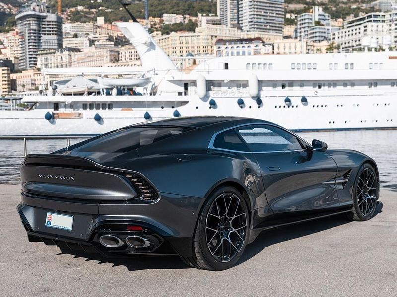Gebraucht Aston Martin Vanquish 835 PS (614 kW) 2025 Grau