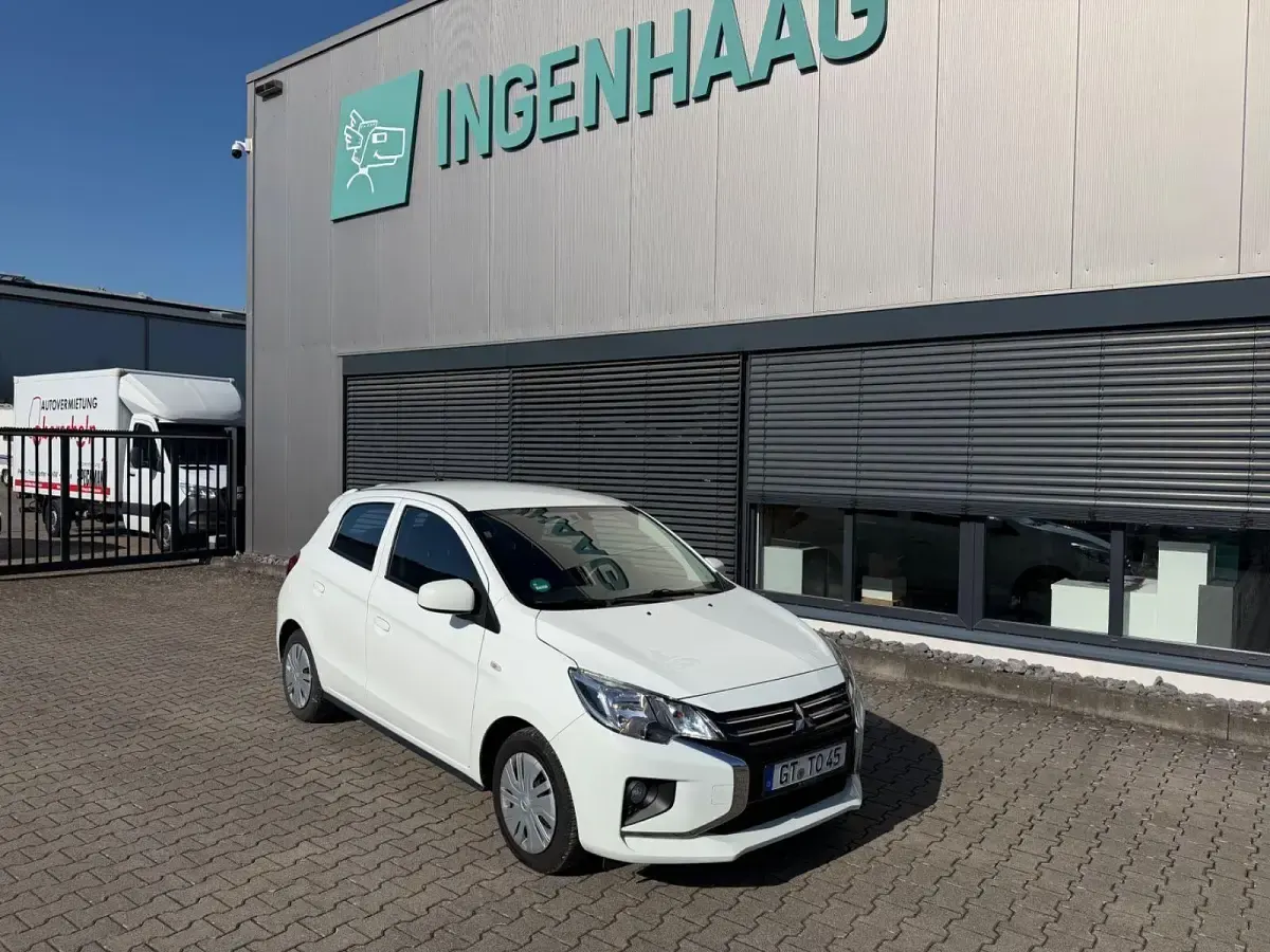 Gebraucht Mitsubishi Space Star Select 71 PS (52 kW) 2022 Weiß Kleinwagen