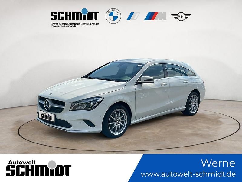 Zirrusweiß uni Gebraucht 2017 Mercedes CLA220 Shooting Brake Kombi | 11.990 € (Superpreis) - Bild 1/4