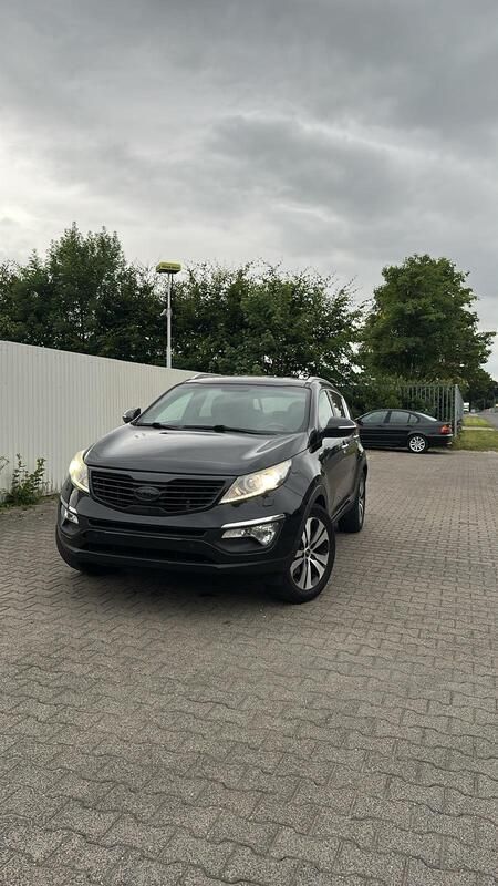 Schwarz Gebraucht 2012 Kia Sportage Spirit SUV | 10.000 € (Fairer Preis) - Bild 1/4