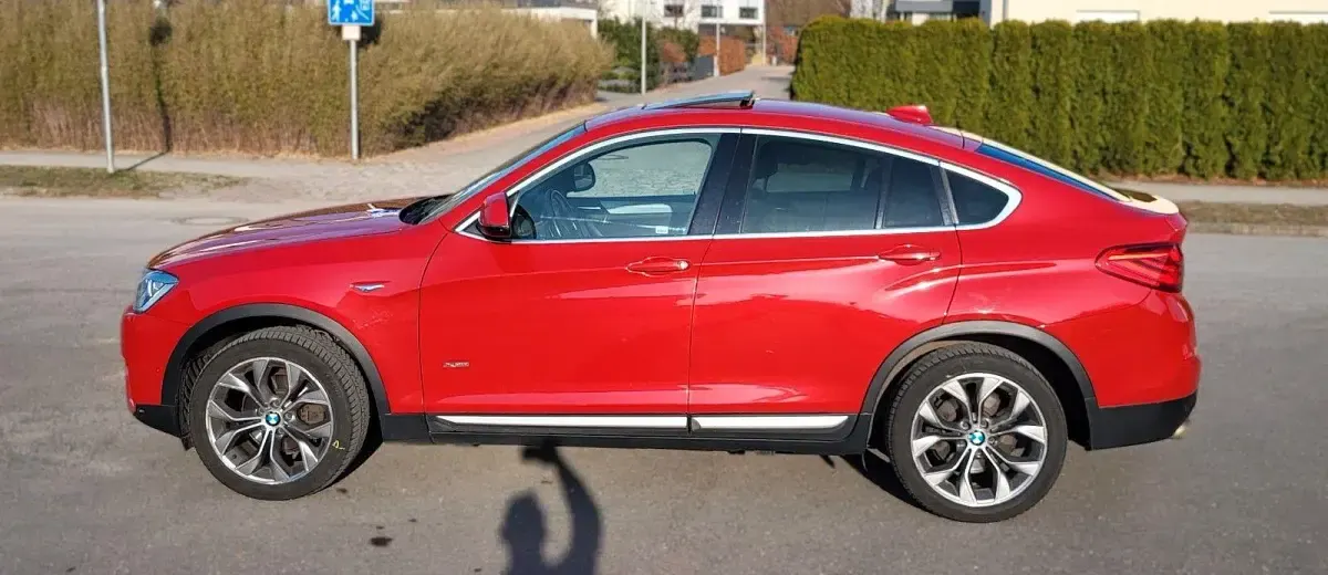 Gebraucht BMW X4 Sport Line 245 PS (180 kW) 2015 Rot SUV