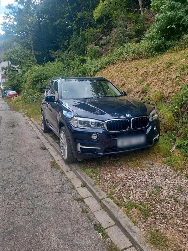 Blau Gebraucht 2017 BMW X5 SUV | 16.500 € - Bild 1/4